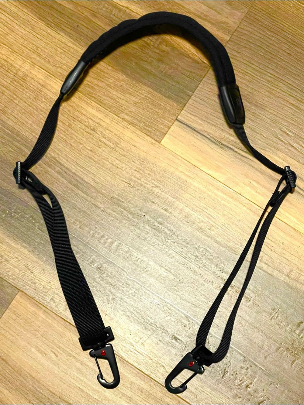 Victorinox Adjustable Black Padded Strap with Metal Hooks!